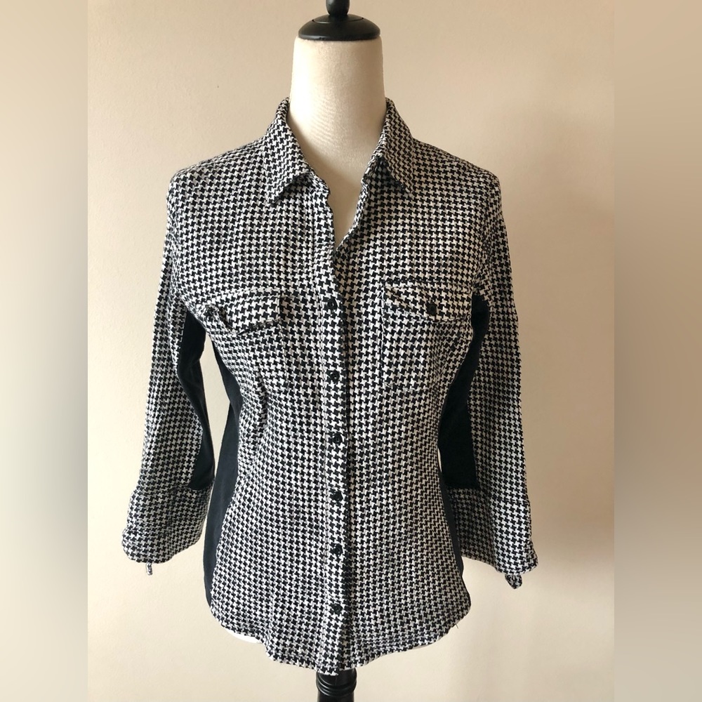 Zac & Rachel Roll- Tab Sleeve Button down blouse, size XL